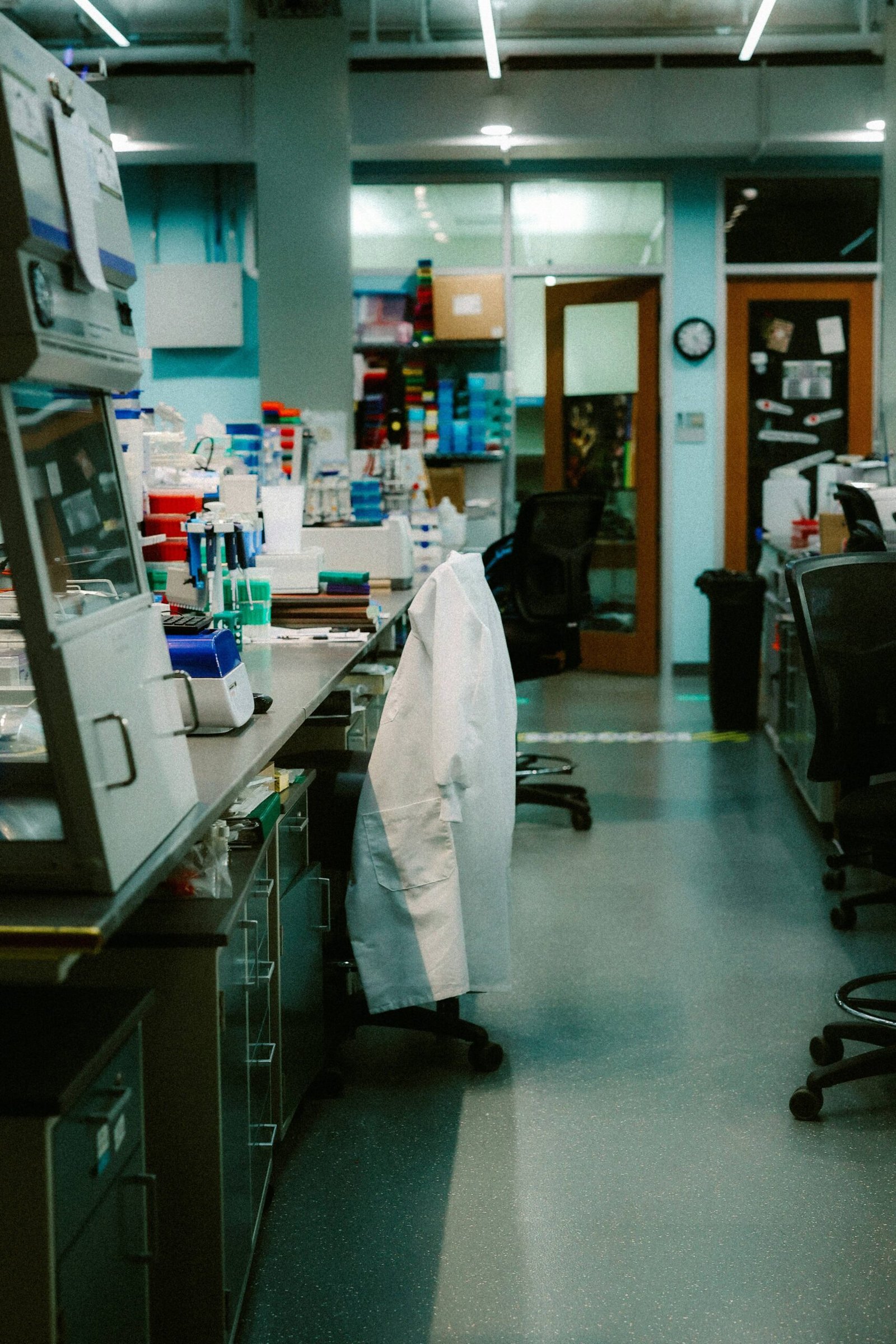 Recruiting for Healthcare & Pharmaceuticals(Life Science)